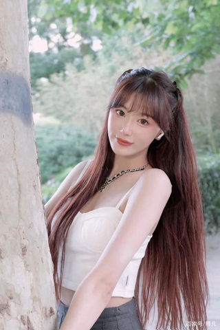 女邻居的诱惑内容展示